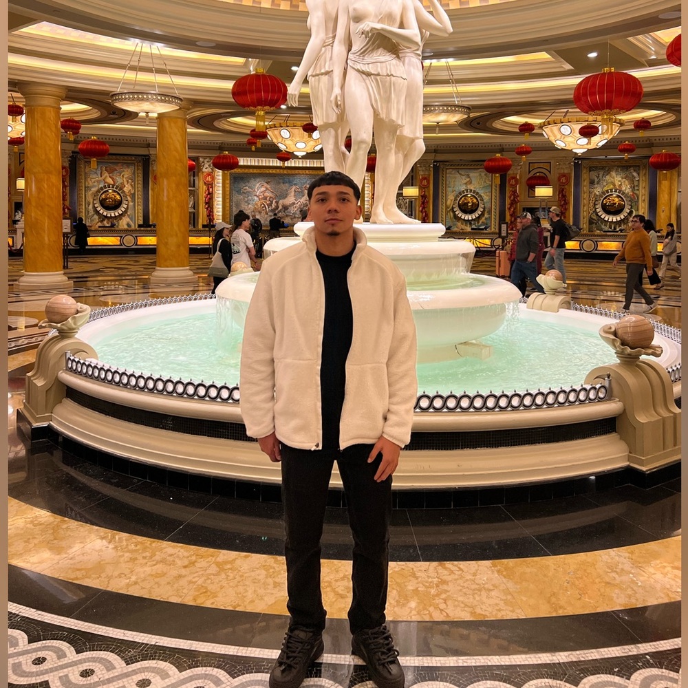 Meet your Posher, Bryant